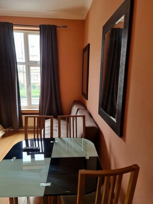 Cute One Bedroom Apartment London Eksteriør bilde